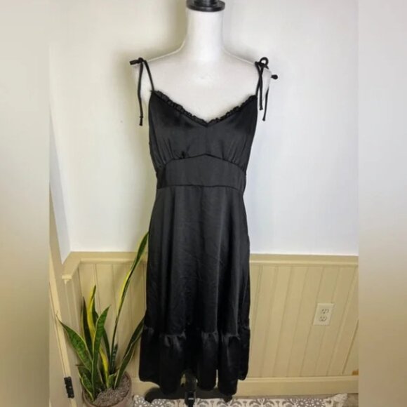 Nine West Black Satin Slip Babydoll Dress L Y2K Coquette Whimsigoth Goth LBD - Picture 1 of 8